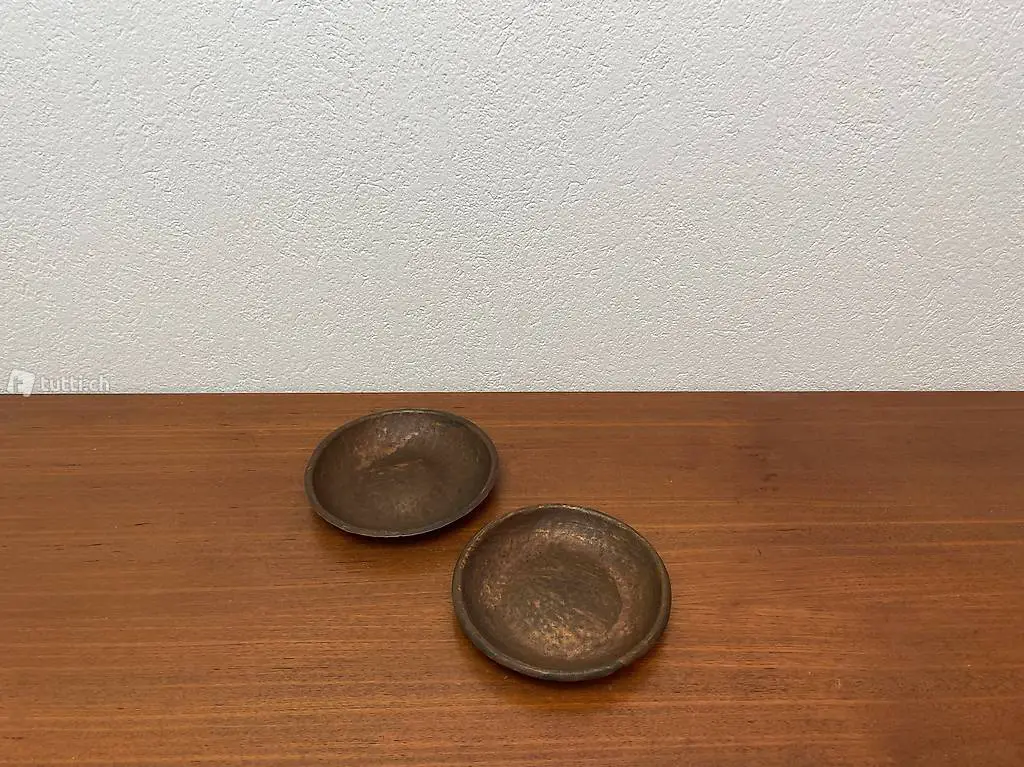 2x gehämmerte Kupfer Schale Schweizer Handarbeit vintage