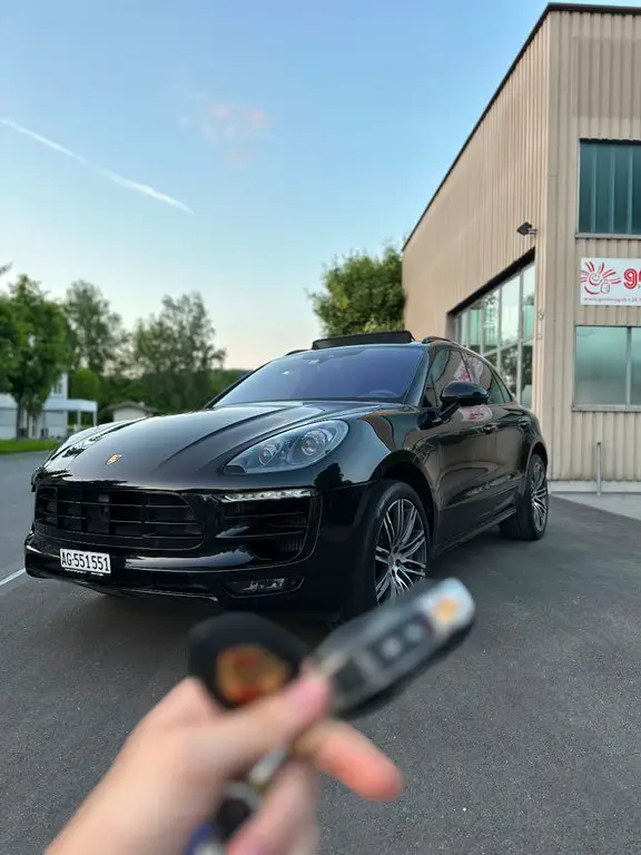 porsche macan 3.6 v6 turbo