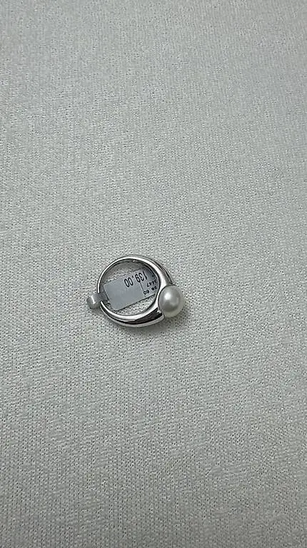 Silberring mit Süsswasserperle