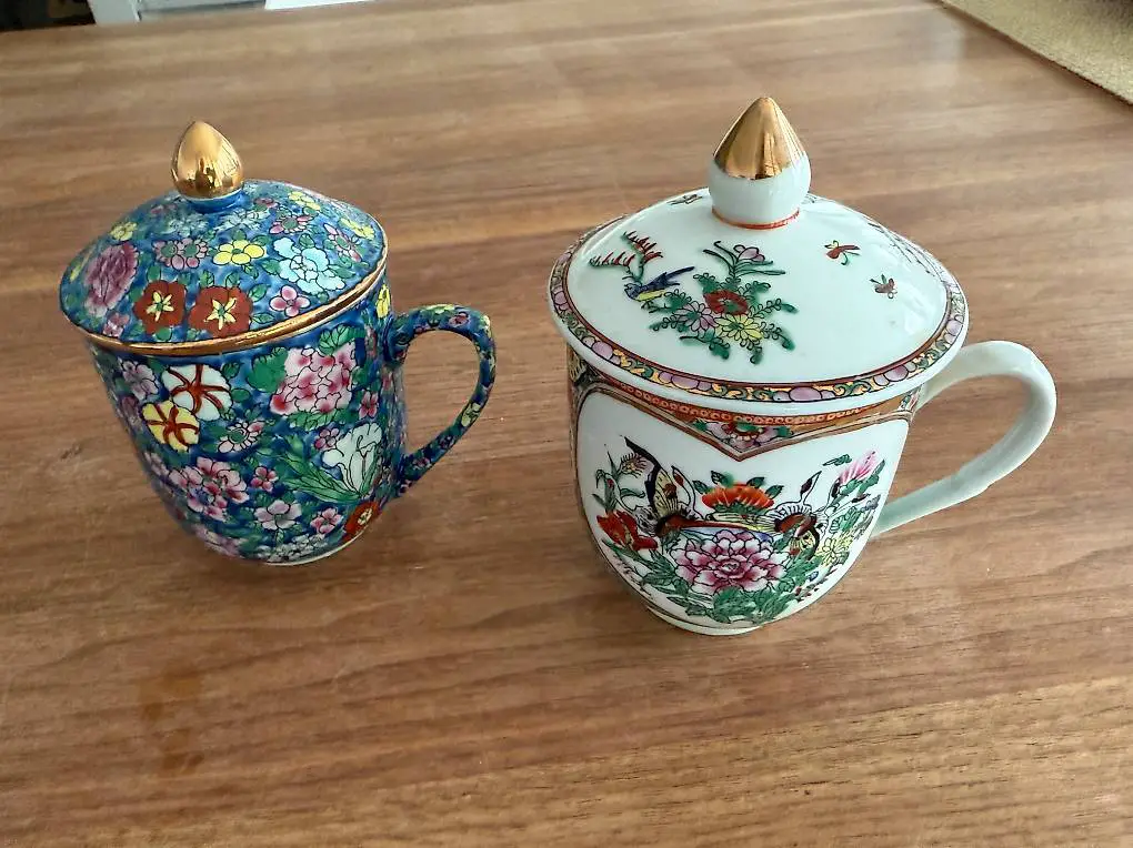 Zwei Chinesische Porzellan-Tassen