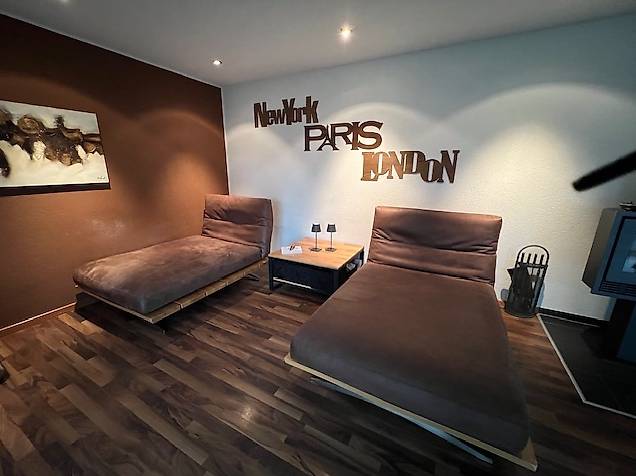 2 Exklusive Liegesofa der Marke Ambiente