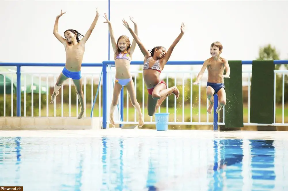 Schwimmlehrerin gesucht Donnerstag später Nachmittag
