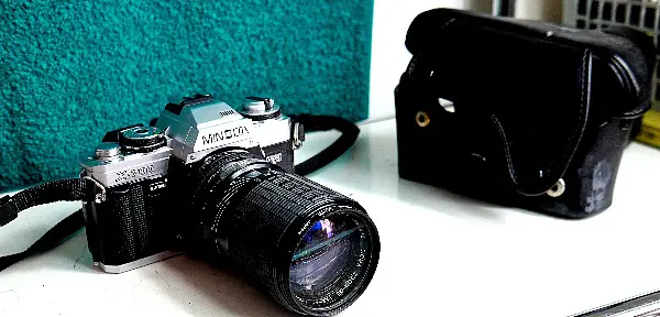 Minolta X-7000 Analog Fotokamera mit Zoom
