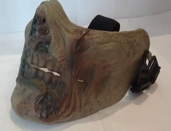 Zombiemaske f. Fasnacht Paintball DUNKEL Horror Kiefer Blut