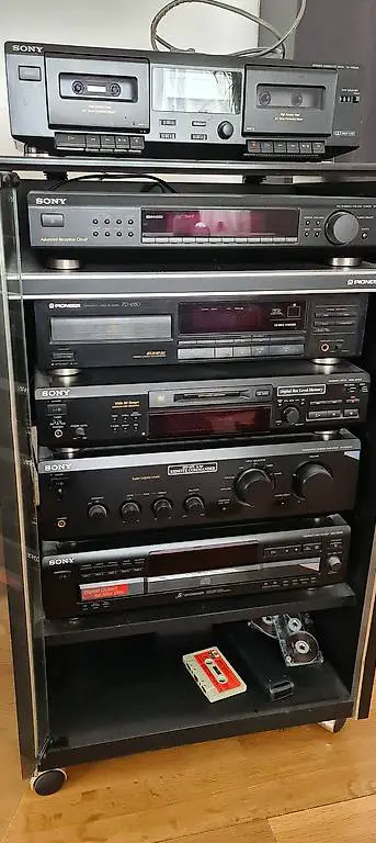 Stereoanlage / Stereoturm / Antike, Retro Stereoanlage