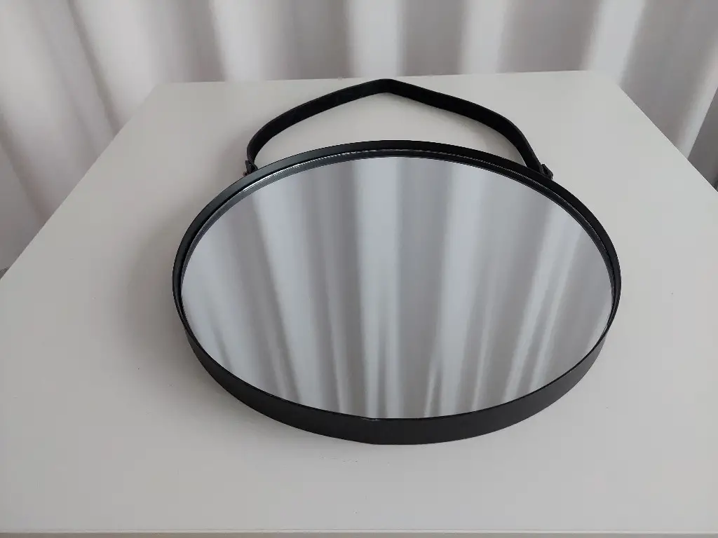 Designer-Spiegel mit Riemen von Sostrene Grene, Top-Zustand