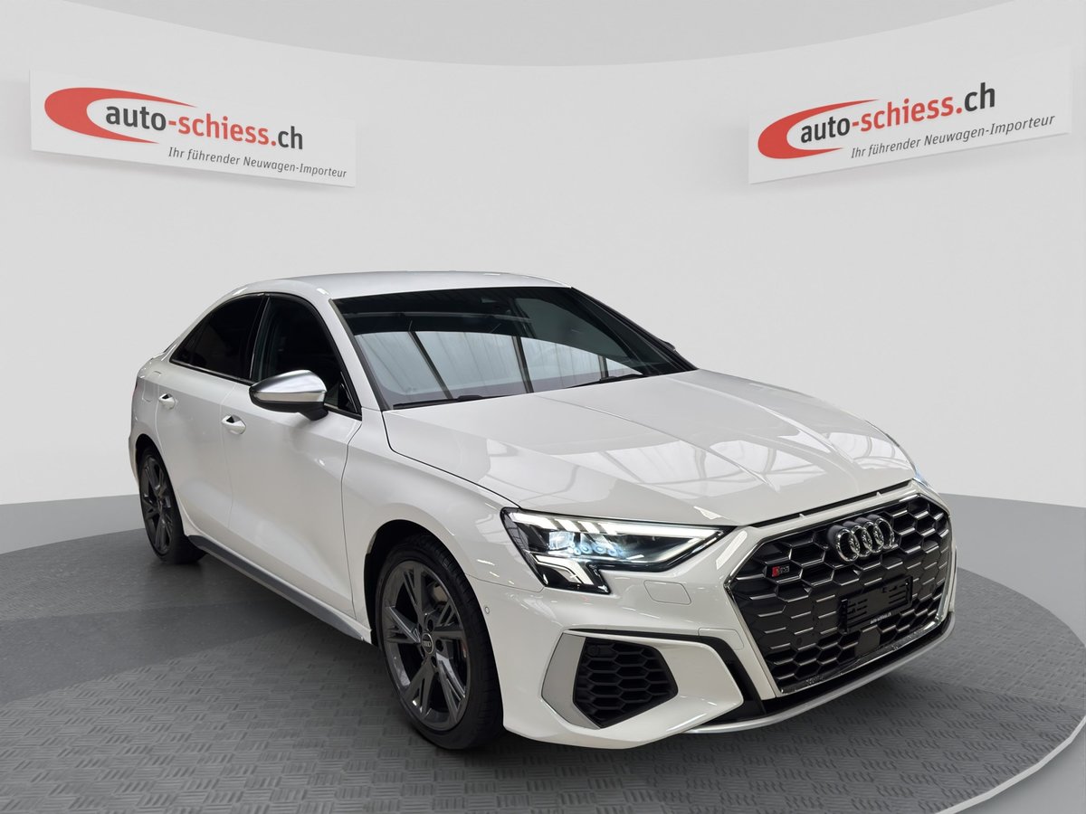 AUDI S3 Limousine 2.0 TFSI quattro S-tronic Black Edition