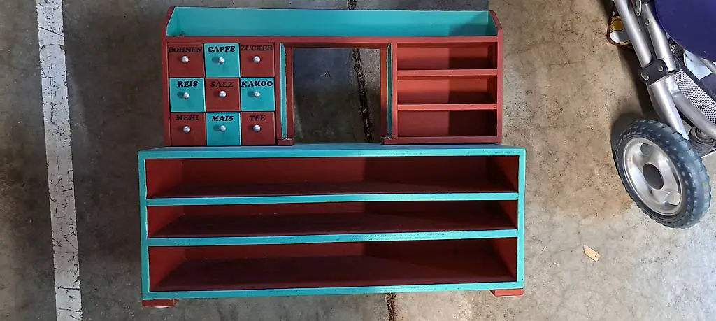 selbstgebauter Tisch Käuferladen