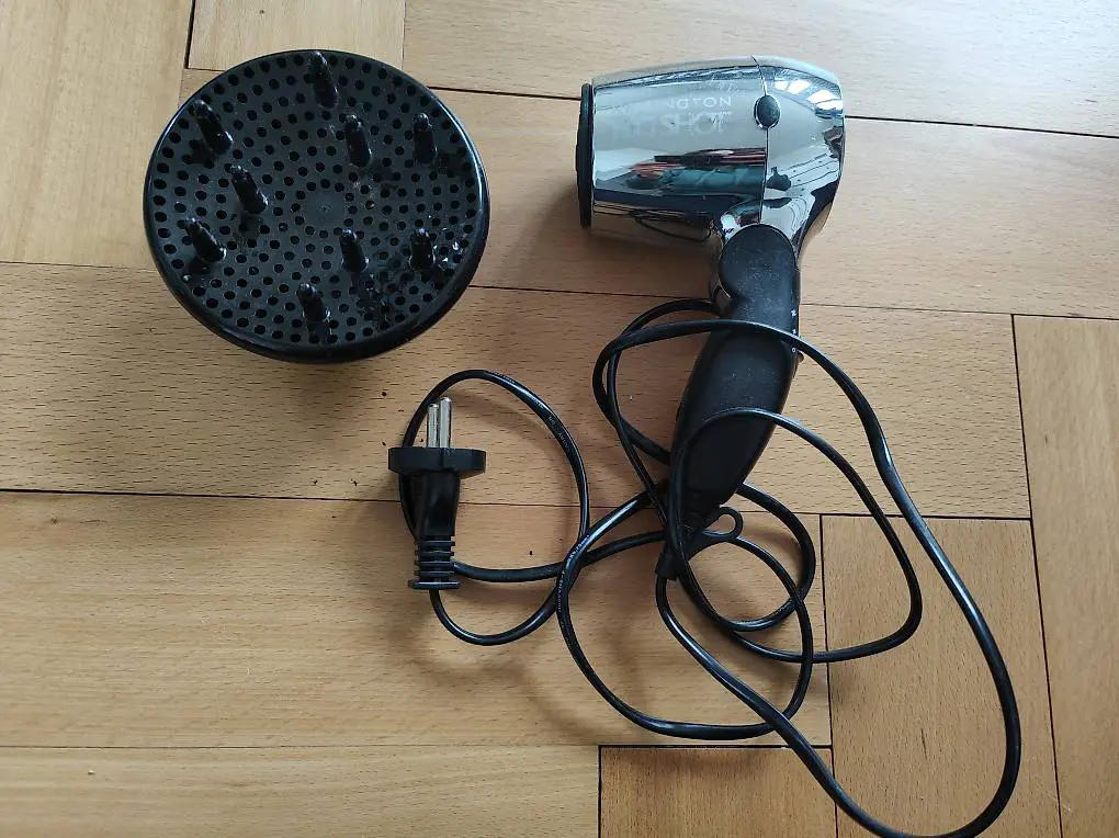 REMINGTON Big Shot Reise Haarföhn mit Difuser