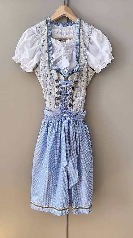 Dirndl Grösse 38