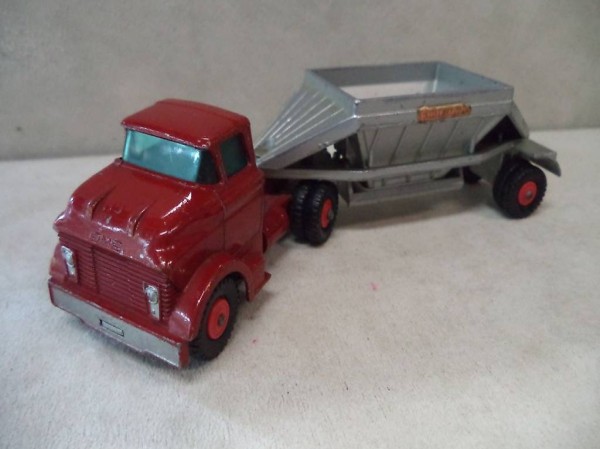 MATCHBOX KING SIZE N°K-4 Fruehauf Hopper 1:43 1:43