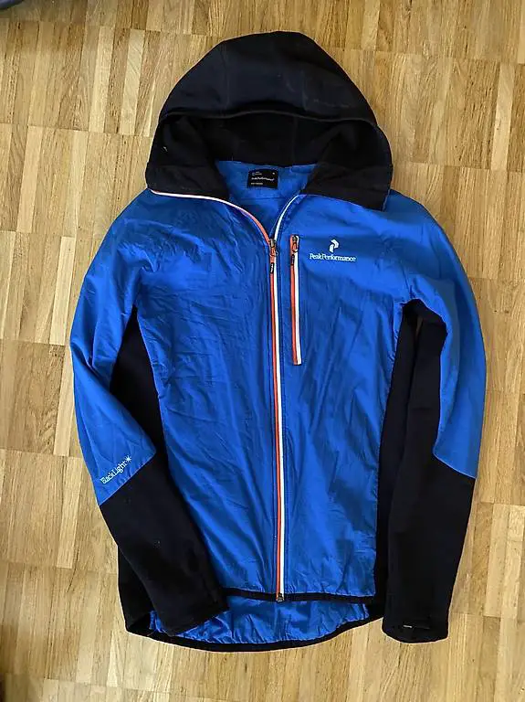 Peak Performance Jacke Grösse M