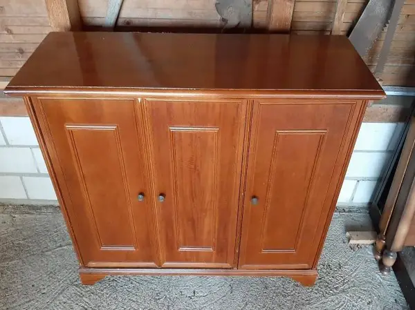 Sideboard