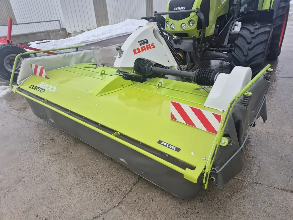 Claas Corto 3200 F Profil