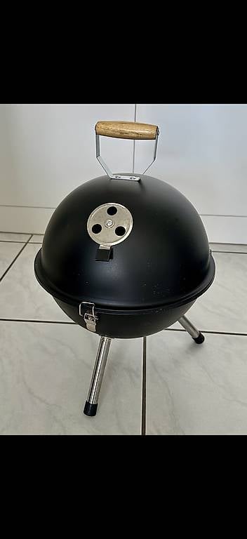 Holzkohle Kugelgrill mobil