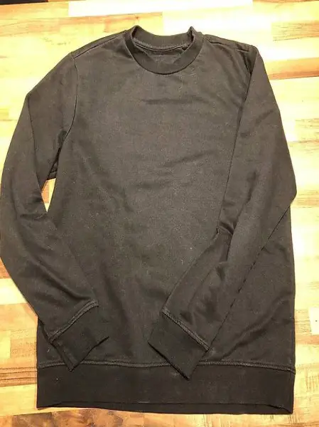 Pulli Grösse 36 von Bershka, neuwertig in Schwarz