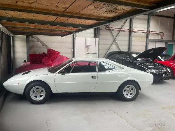 Ferrari Dino 308 GT4