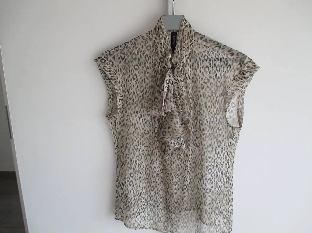 Bluse Marc Cain, Tigermotiv olive mit Schluppe, Gr. 38/40