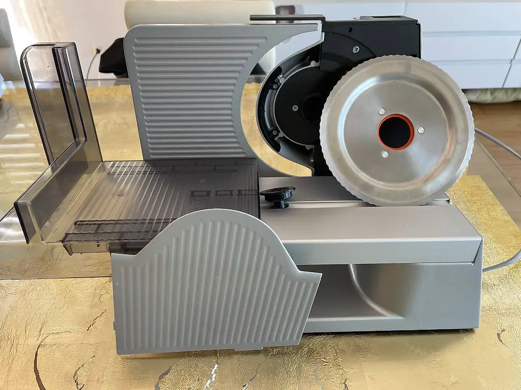 Schneidemaschine Küche