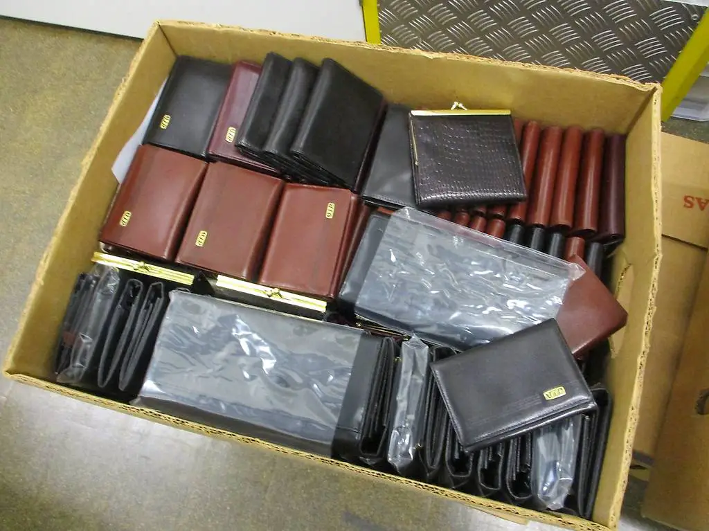 500x Portemonnaie Leder Old School Riesen-Posten TOP-Hammer