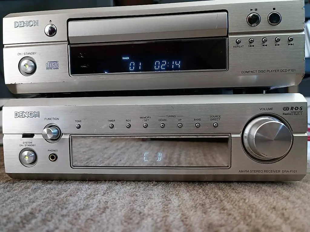 Denon DRA-F101 Receiver mit Player DCD-F101