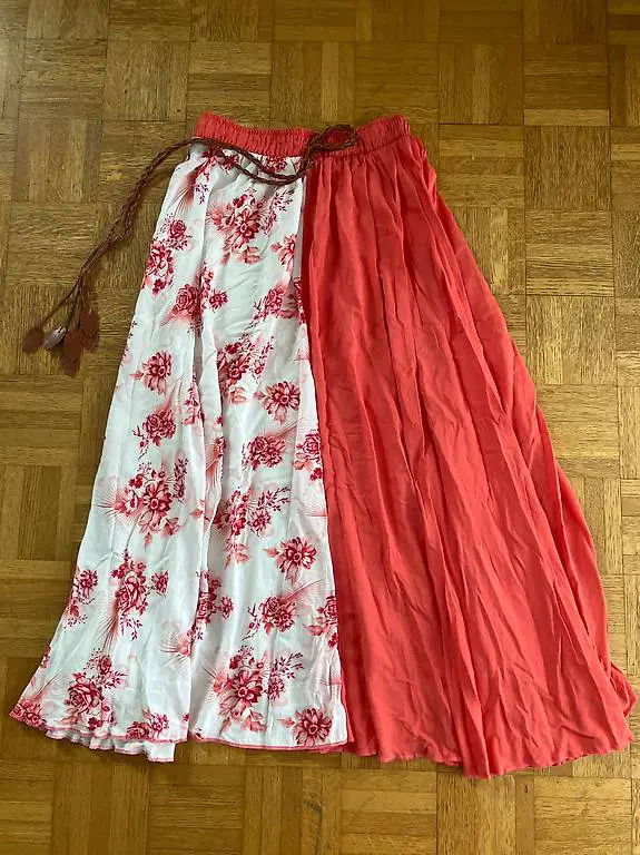 Jupes / Röcke Gr. 36/38