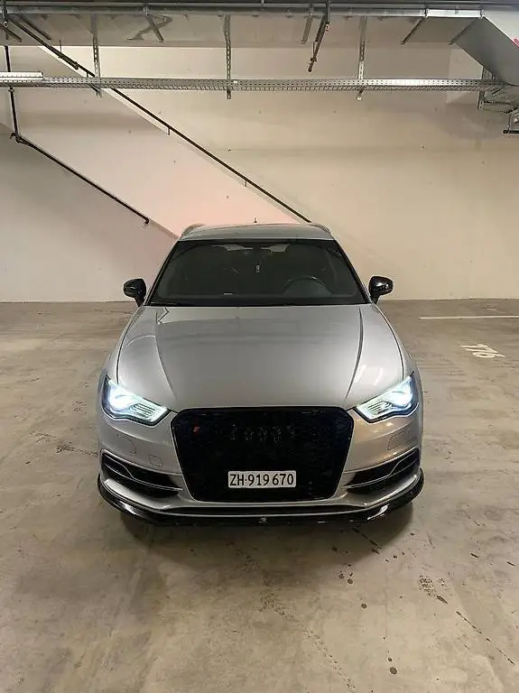 Audi S3 Sportback 2.0 T FSI quattro