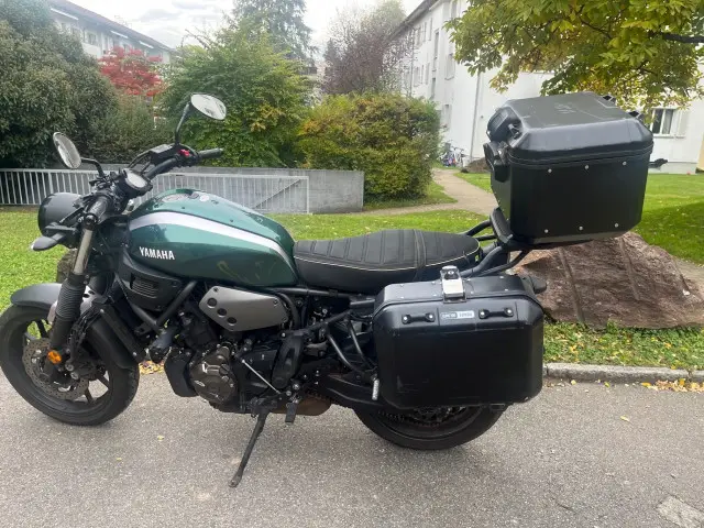 yamaha xsr 700