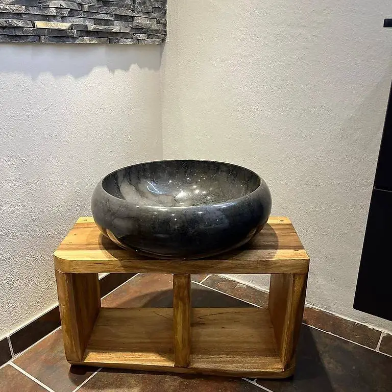 Unikat Spezielles Waschbecken-Stein poliert