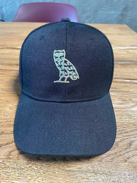Cap Mütze Baseballcap OVO neu mit Klettverschluss, schwarz