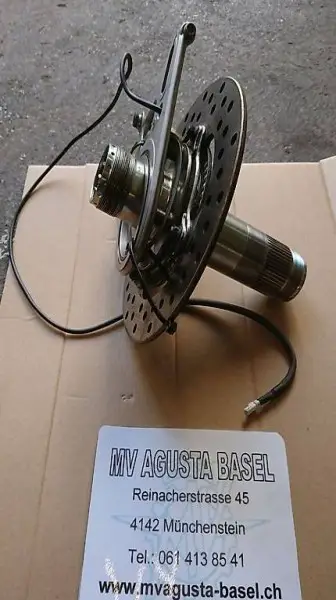  MV Agusta Brutale 800 Hinterachse inklusive Hinterradbremse