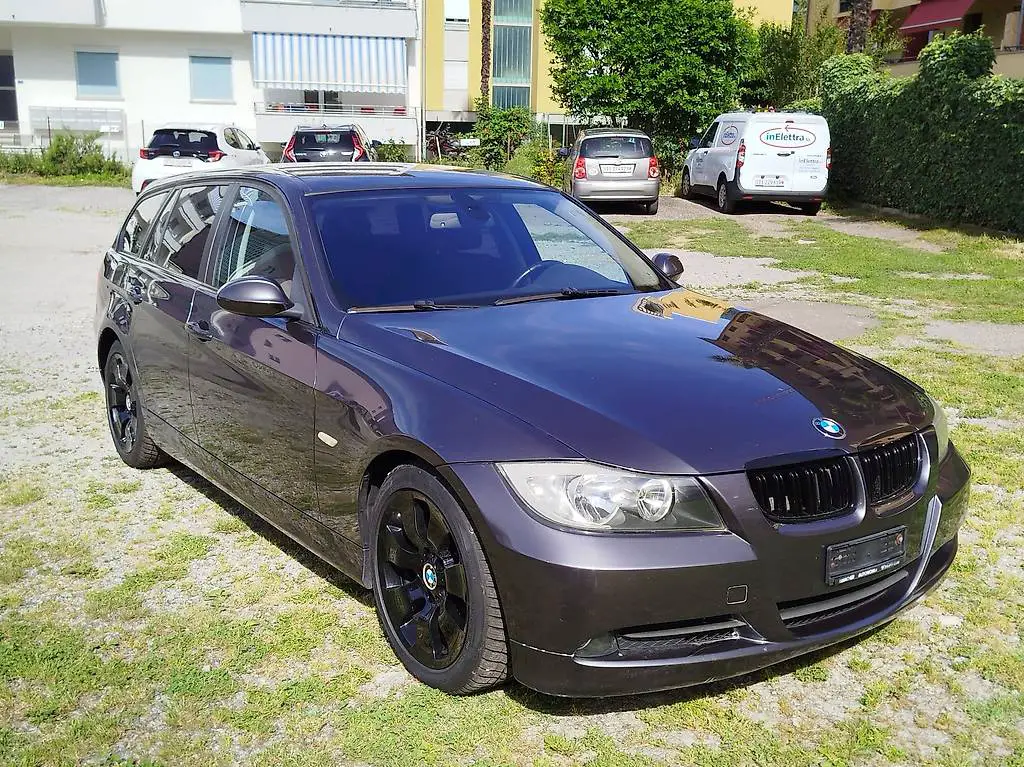 BMW 325 Xi in buono stato di marcia assetto omologato