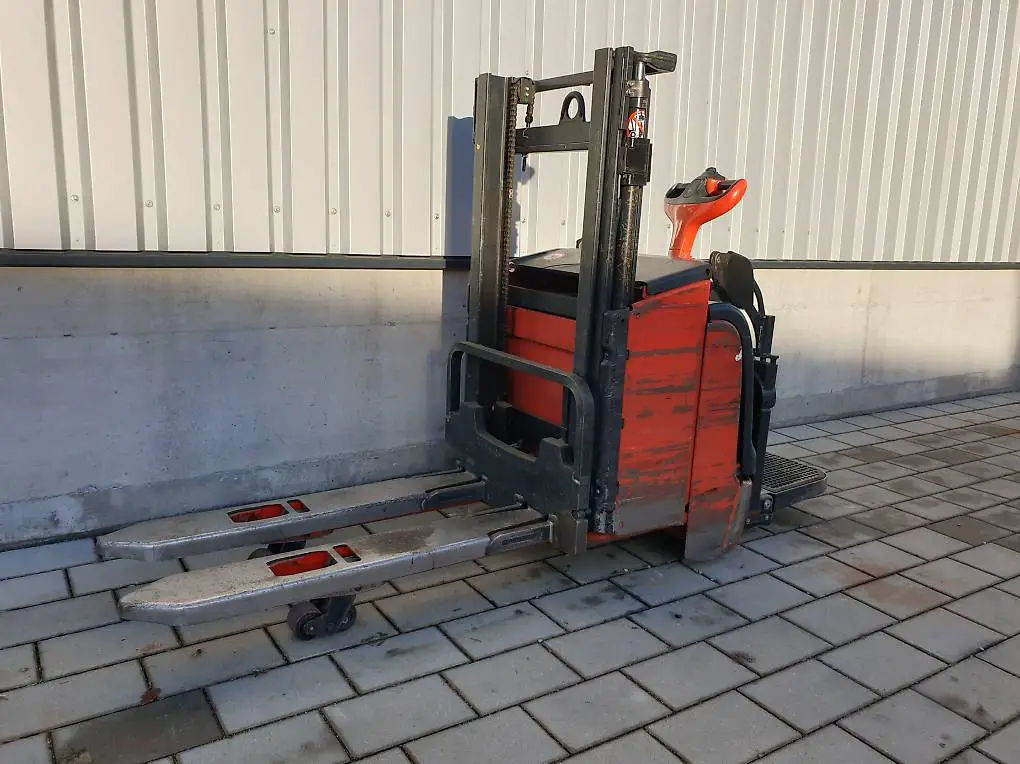 Stapler Linde L12 Hub 210cm