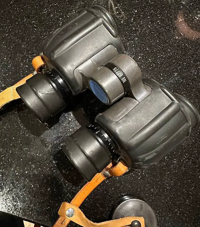 Leica Offiziers- Feldstecher 8x30