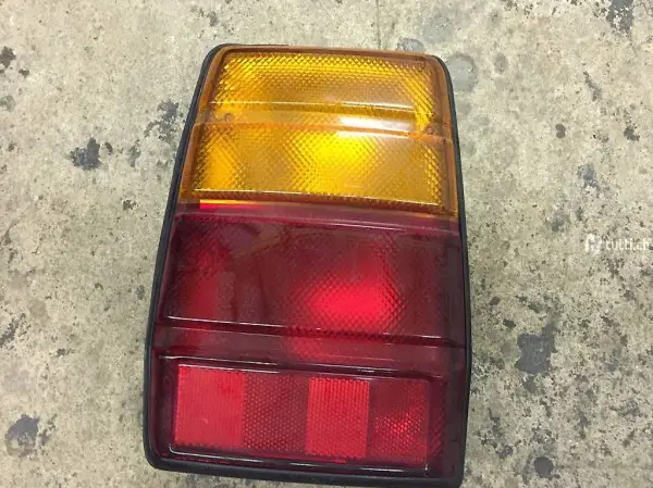 Schlusslicht zu Toyota Carina