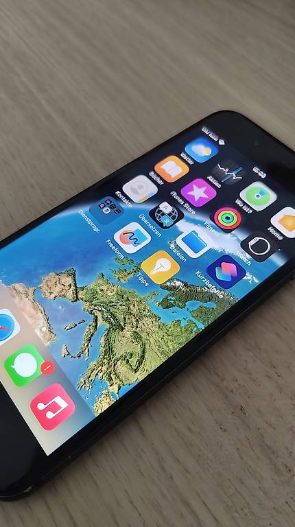 iPhone 8 64 gb in gutem Zustand