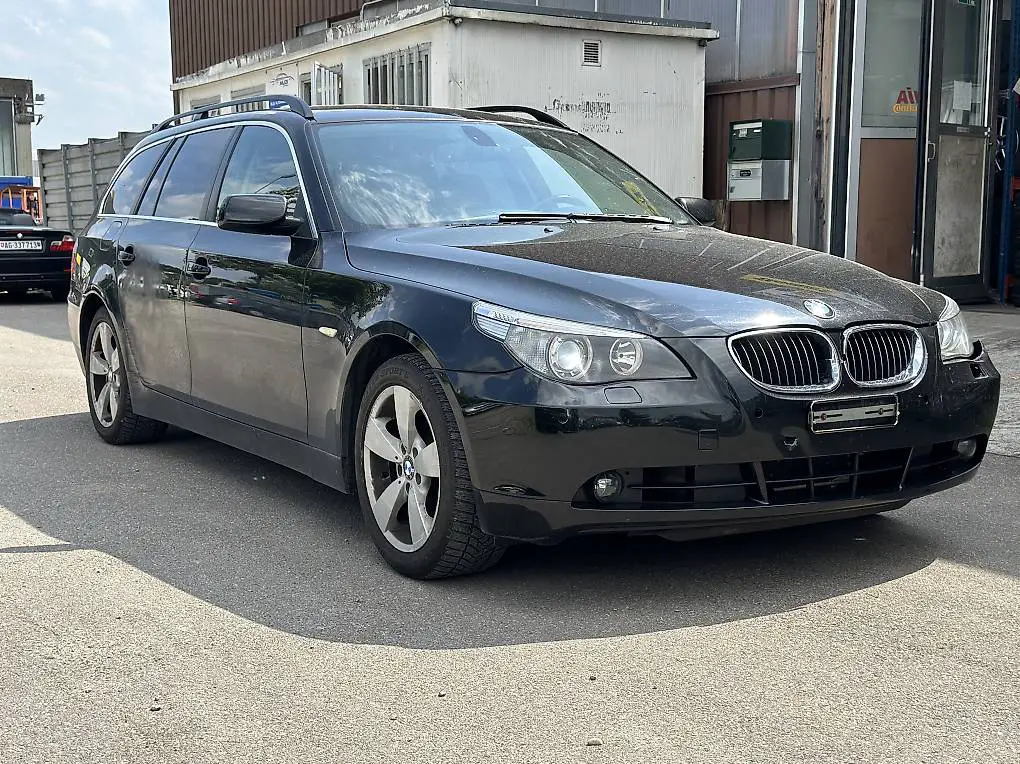 BMW 525xi Touring Automat
