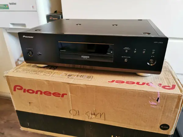 pioneer udp-lx800 4k uhd player sacd new