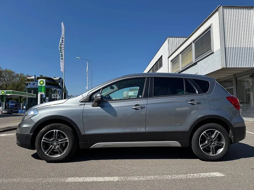 suzuki sx4 s-cross 1.6 pizsulai 4x4 2016 83 000 km mfk neu