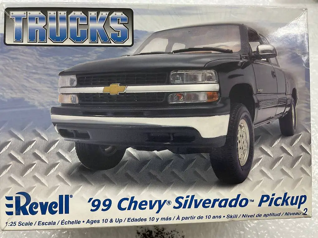 Chevy 1:24 Standmodell Bausatz