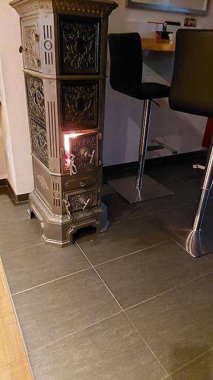 Holzofen / Alter Ofen / Antiker Ofen