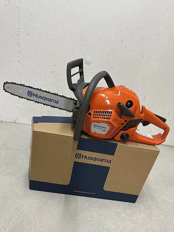 Husqvarna Motorsäge 130. Ganz Neu.