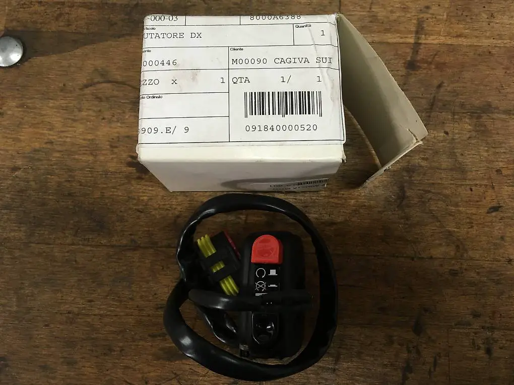 Lenkerschalter rechts MV Agusta F4 / Brutale