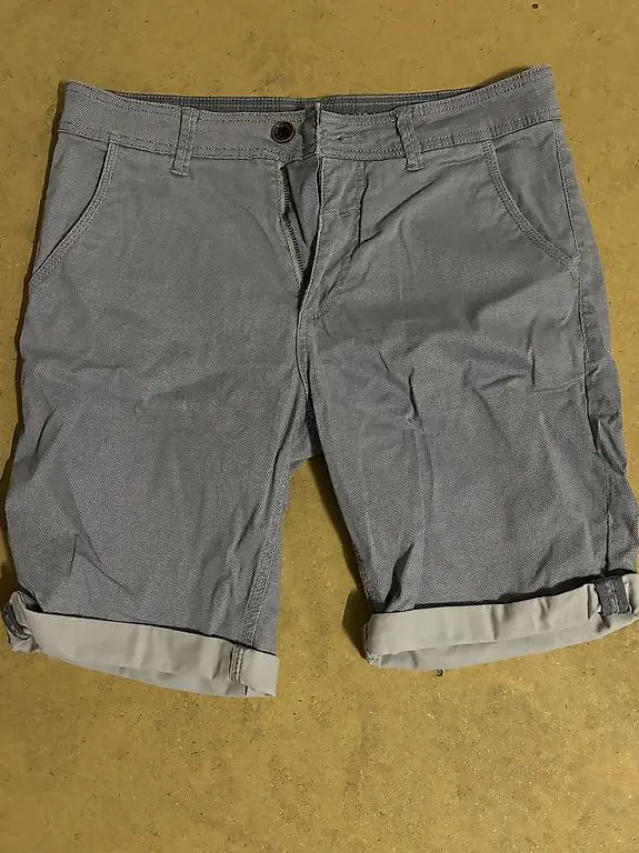 Shorts / kurze Hose S