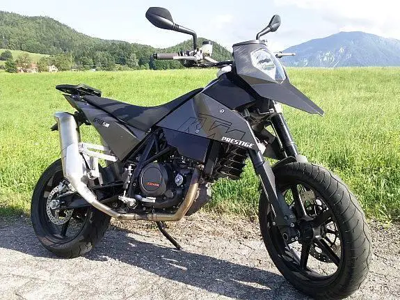 KTM 690 SM Supermoto