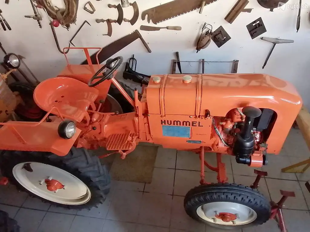 Vendo trattore Hummel completamente restaurato