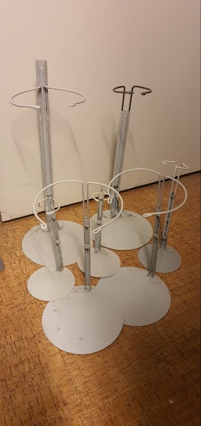 Puppenständer für Puppen