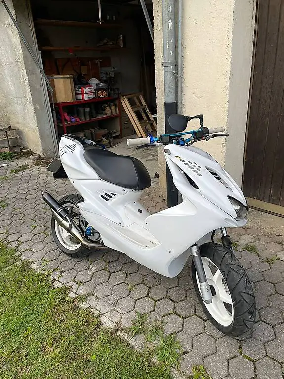 Yamaha Aerox