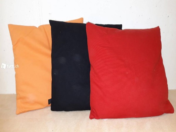 Zierkissen orange/schwarz/rot
