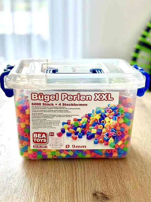 Bügelperlen XXL mit 6 Steckformen